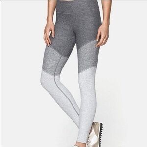 Outdoor Voices 7/8 Springs leggings in colorblock